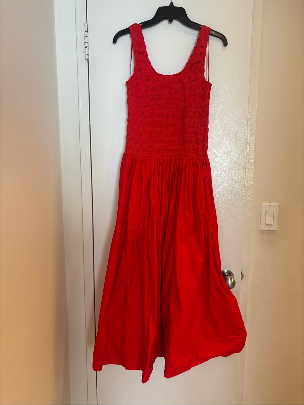 Red stretchy maxi - Picture 4 of 5